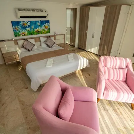 5 Bedroom - Private Pool And Seaviews * 칼칸