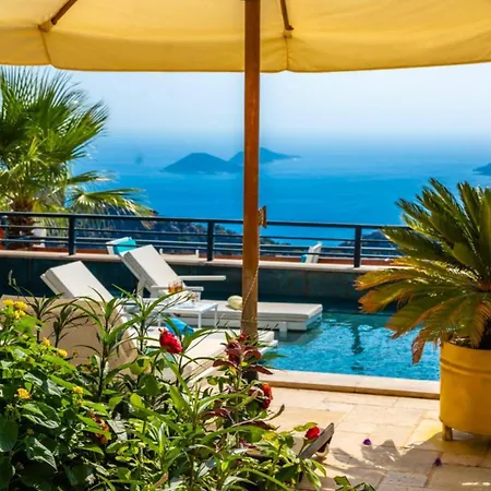 5 Bedroom - Private Pool And Seaviews * 칼칸