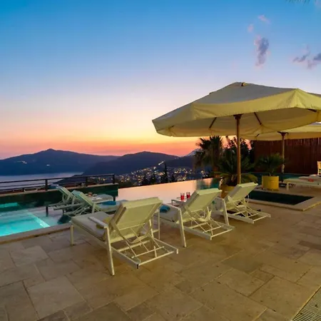 5 Bedroom - Private Pool And Seaviews 빌라