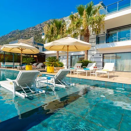 빌라 5 Bedroom - Private Pool And Seaviews 칼칸