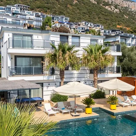 빌라 5 Bedroom - Private Pool And Seaviews 칼칸