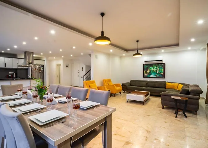 5 Bedroom - Private Pool And Seaviews Villa *