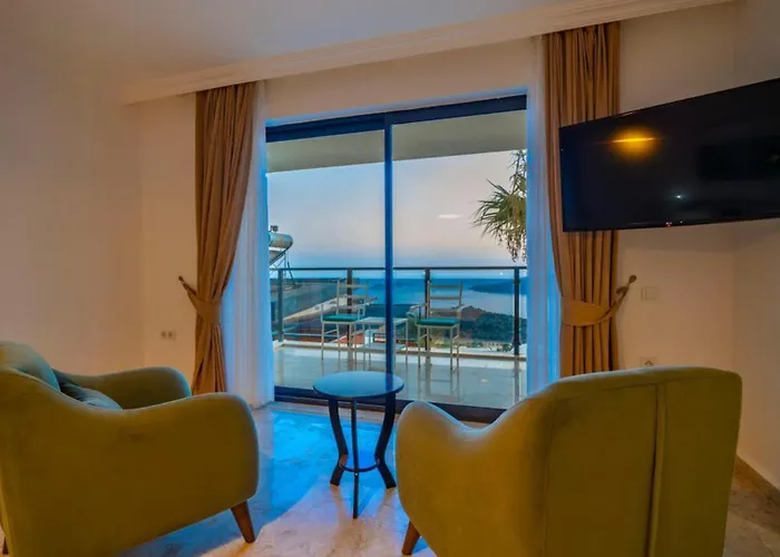 5 Bedroom - Private Pool And Seaviews Kalkan