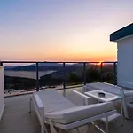 Villa 5 Bedroom - Private Pool And Seaviews