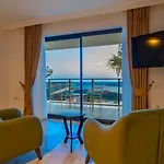 5 Bedroom - Private Pool And Seaviews Kalkan